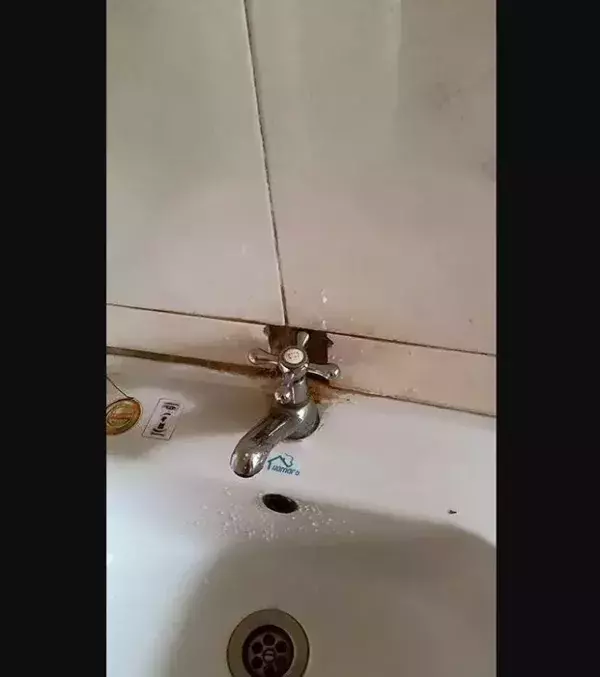 Badezimmer-Fails: Man findet immer eine Lösung!