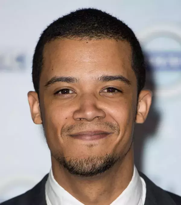 Jacob Anderson (Greyworm): 1m75