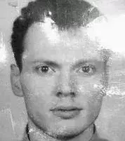 James French tötete zwei Personen. „Warum nicht morgen auf dem Titelblatt?“ - „Pommes“. Dieses Wortspiel deutet auf seine Exekution auf dem elektrischen Stuhl