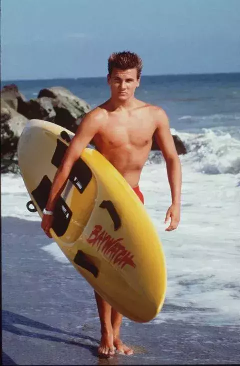 Jeremy Jackson alias Hobie Buchannon