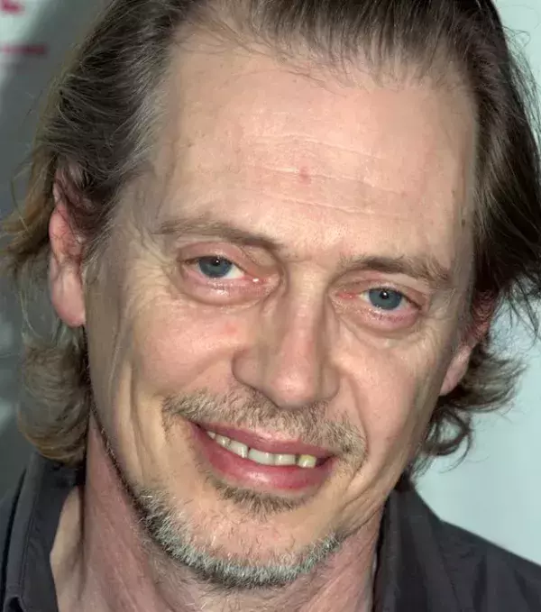 Steve Buscemin lieh seine Stimme und seinen Körper der Figur des Nebbercrackers in 2006