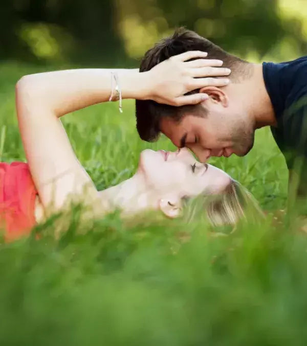 9. Männer, die Vater werden wollen, fühlen sich von großen Brüsten angezogen (Foto: Pixabay)