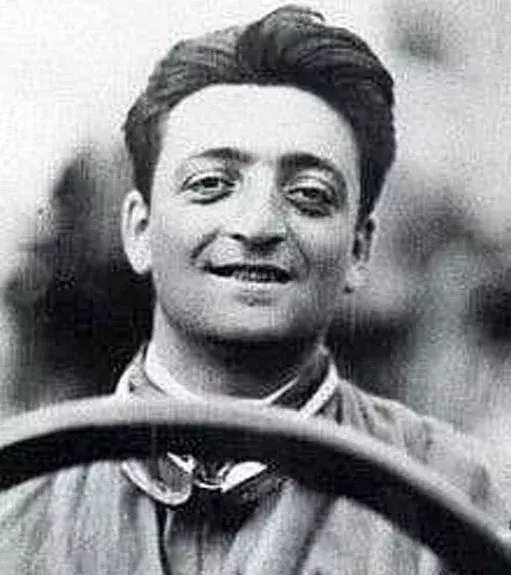 Der Gründer von Ferrari, Enzo Ferrari, ist am 14. August 1988 gestorben...