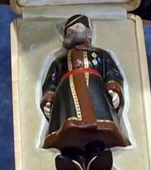 Diese russische Figur von Faberge wurde in New York gefunden und brachte dem Finder satte 5,2 Millionen Dollar ein