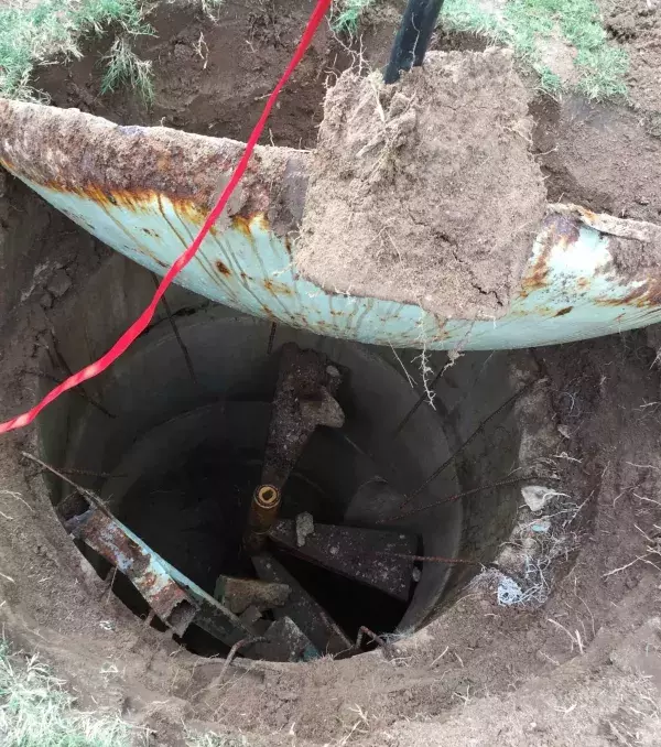 Ein Bunker im Garten, wahrscheinlich aus den 60er bis 70er Jahren