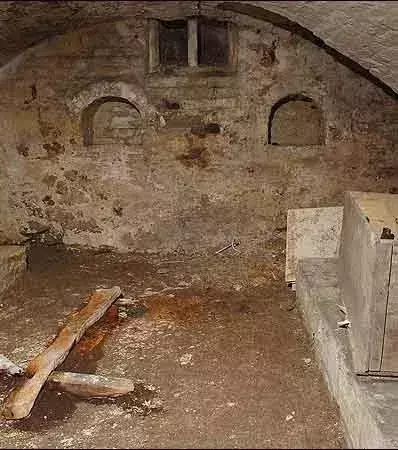 Eine etwas düstere, geheime Kapelle