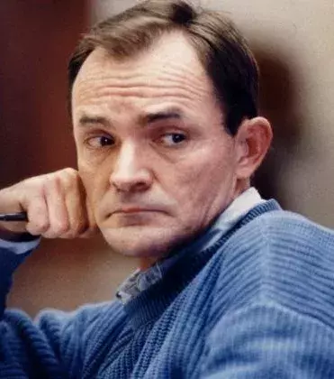 Randy Steven Kraft ist für Mord, Verstümmelungen, Entführungen und Folter verurteilt worden. Seine Opfer? Männer im Alter von 16 bis 36 Jahren.