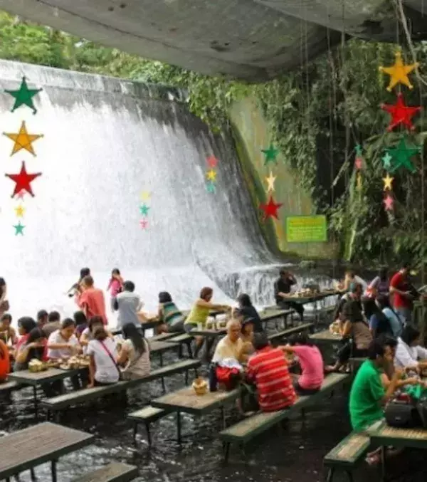 Waterfall Restaurant, San Pablo, Philippinen