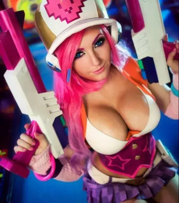Jessica Nigri